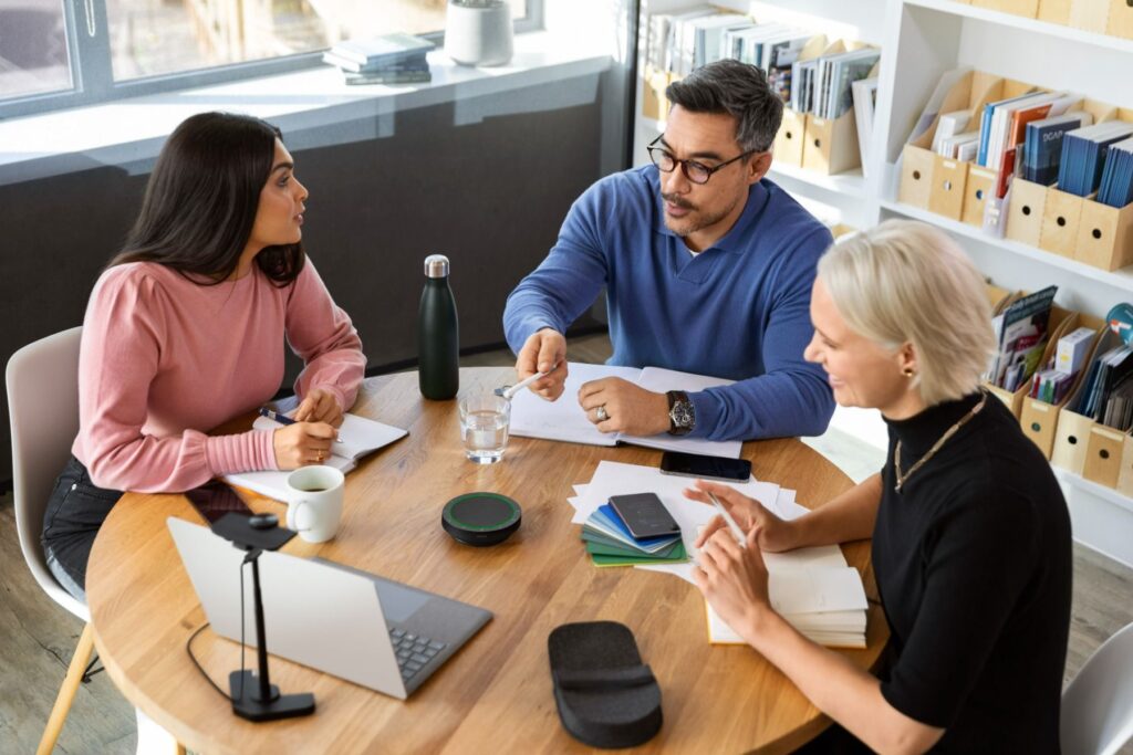 Jabra Speak2 serie vergadermicrofoons en luidsprekers. Ook voor het opnemen van interviews en vergaderingen